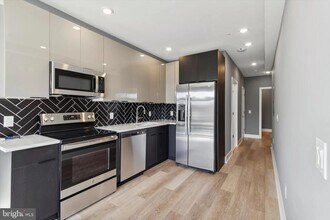 1615 Poplar St in Philadelphia, PA - Building Photo - Building Photo