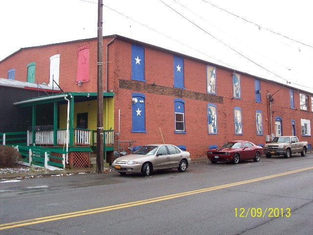 460 Broad St in Waverly, NY - Foto de edificio