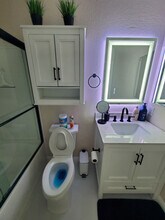 22956 Scribner Dr in Moreno Valley, CA - Foto de edificio - Building Photo