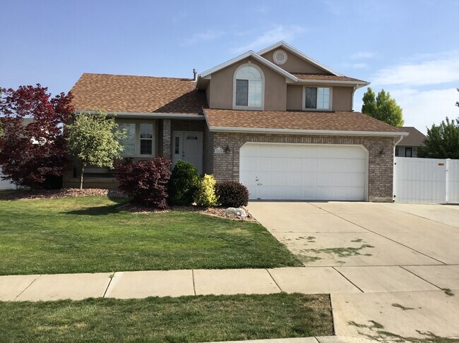 property at 2820 W 1425 N