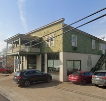 201 E Pennsylvania Ave in New Stanton, PA - Building Photo