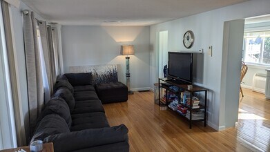 14 67th St in Newburyport, MA - Building Photo - Building Photo