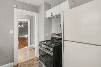 5619 Wayne Ave in Kansas City, MO - Building Photo - Building Photo