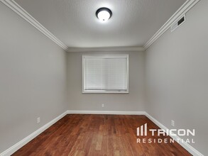 43210 Via Sabino in Temecula, CA - Building Photo - Building Photo