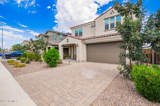 5221 N 79th Dr in Glendale, AZ - Building Photo - Building Photo