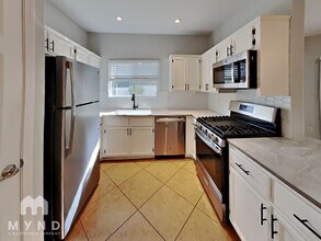 3254 Mystic Ridge Ct in Las Vegas, NV - Building Photo - Building Photo