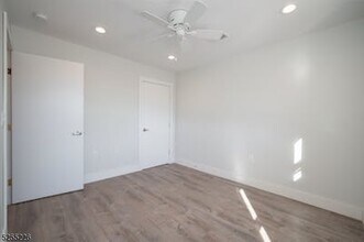 726 Bloomfield Ave in Verona, NJ - Building Photo - Building Photo