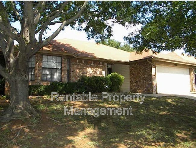 property at 9001 Wessex Ct