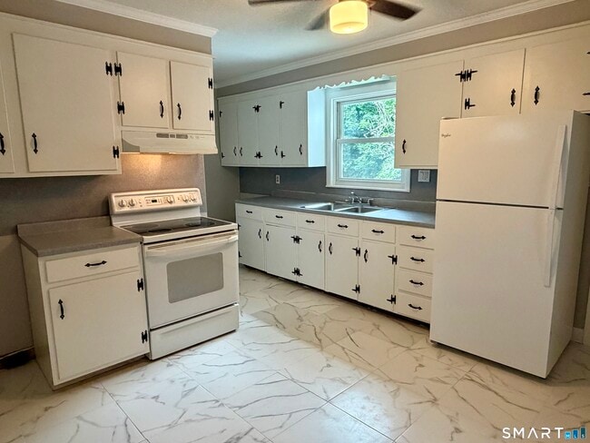 property at 50 Coen St