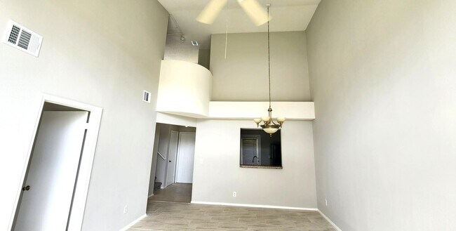 1164 Lucaya Cir in Orlando, FL - Building Photo - Building Photo