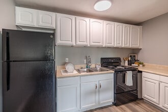 Ashton Grove Apartments in Tallahassee, FL - Foto de edificio - Interior Photo