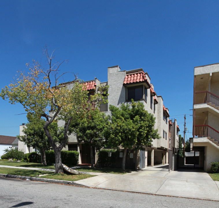 1022 Irving Ave in Glendale, CA - Foto de edificio