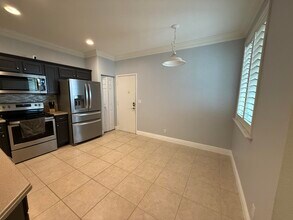 2136 Oakmont Dr in Riviera Beach, FL - Building Photo - Building Photo
