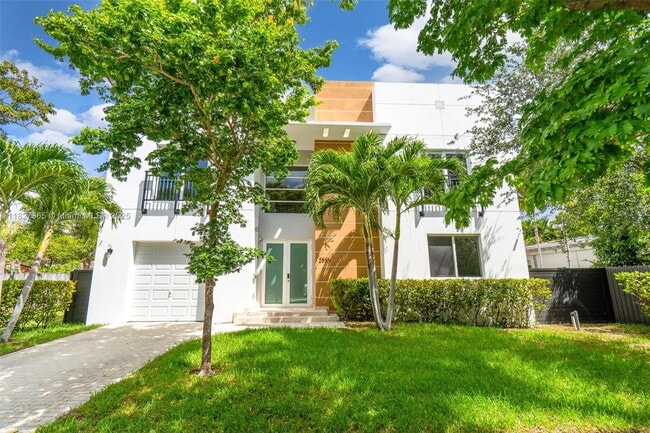 property at 2510 SW 2nd Ave