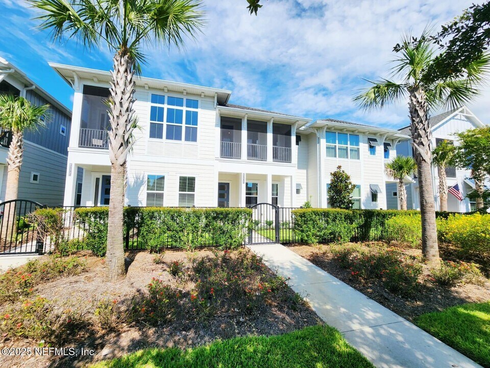 541 Crestview Dr in Nocatee, FL - Building Photo