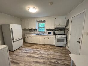 310 Lytton St in Troutman, NC - Building Photo - Building Photo