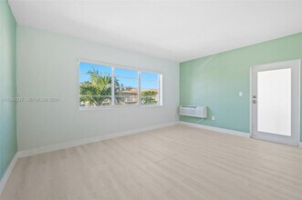 7315 Byron Ave in Miami Beach, FL - Building Photo - Building Photo