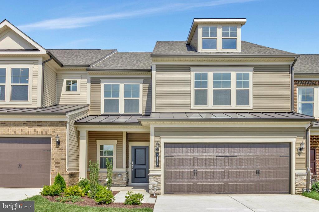 6158 Amber Ln in Haymarket, VA - Building Photo
