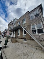 102 S 13th St in Allentown, PA - Building Photo
