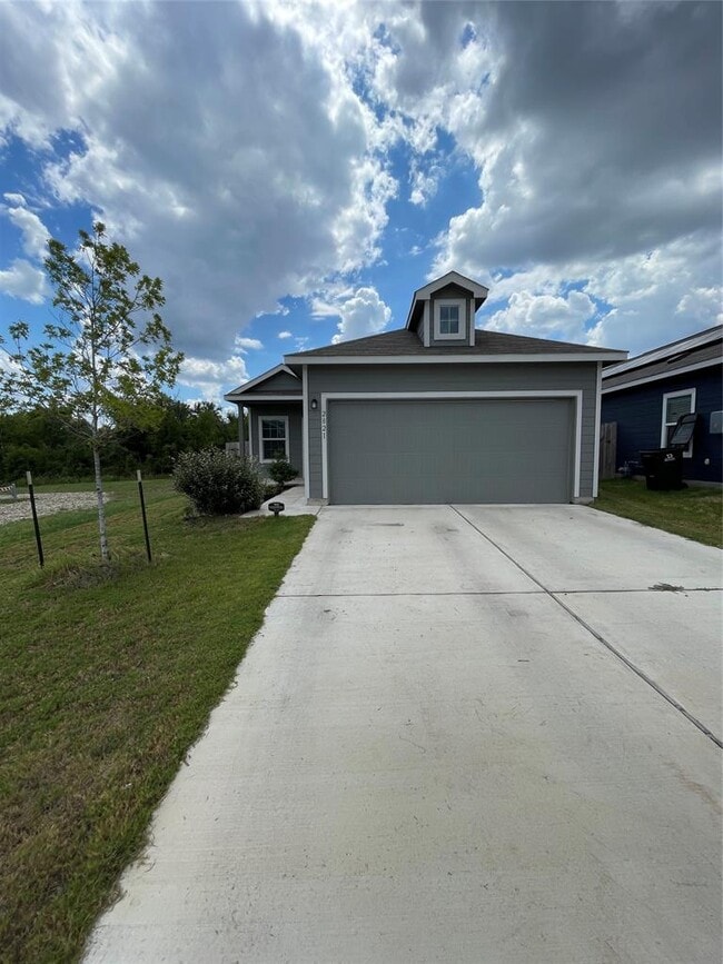 property at 2821 Dezmond Diamond Ct