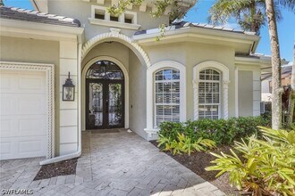 5074 Rustic Oaks Cir in Naples, FL - Building Photo - Building Photo