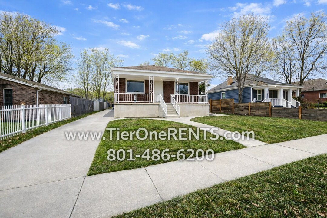 635 Warnock Ave in Salt Lake City, UT - Building Photo