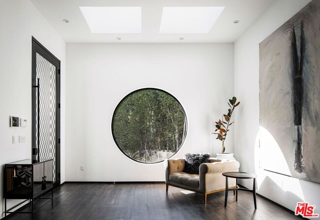 810 Orlando Ave in Los Angeles, CA - Building Photo - Building Photo