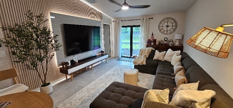 9100 Tequila Sunrise Dr in Sarasota, FL - Foto de edificio