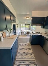 17050 SE Gurnee Ave in Gladstone, OR - Building Photo - Building Photo