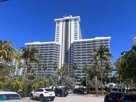 3500 Galt Ocean Dr in Fort Lauderdale, FL - Building Photo