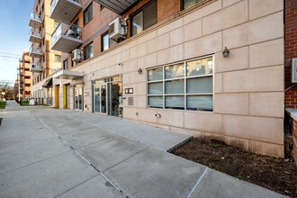 6474 Wetherole St in Rego Park, NY - Building Photo - Building Photo