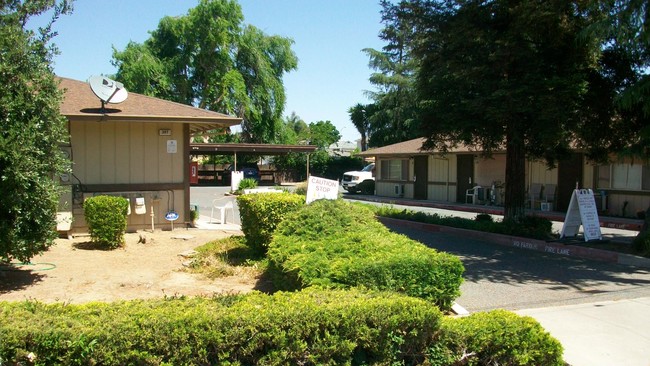 307-315 E 13th St in Antioch, CA - Building Photo - Building Photo