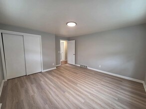4186 Ruckle ave, Unit Apt 1 in Cincinnati, OH - Building Photo - Building Photo