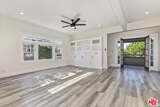 1054 Maine Ave in Long Beach, CA - Building Photo - Building Photo