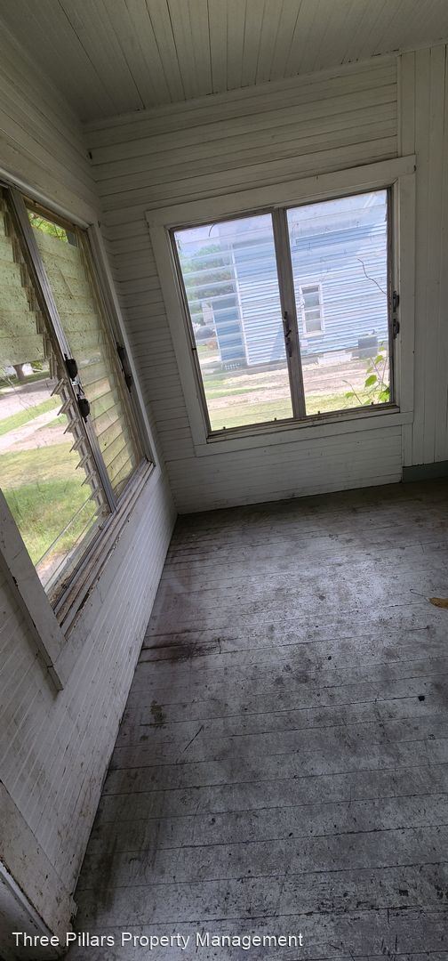 511 5th Ave NW photo'