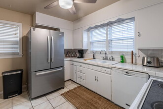 3418 28th St in Lubbock, TX - Foto de edificio - Building Photo