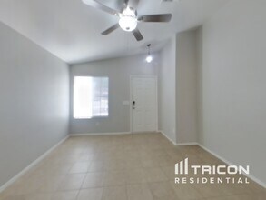 31361 N Blackfoot Dr in Queen Creek, AZ - Building Photo - Building Photo