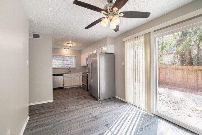 property at 11915 S Red Cedar Cir