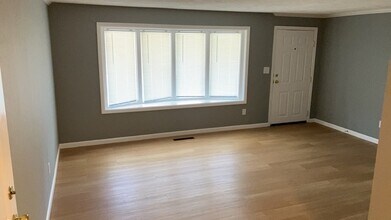 4783 Loxley Dr in Dayton, OH - Building Photo - Building Photo