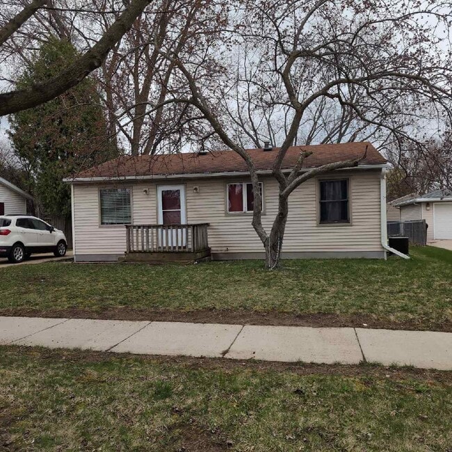 property at 2519 S Telulah Ave