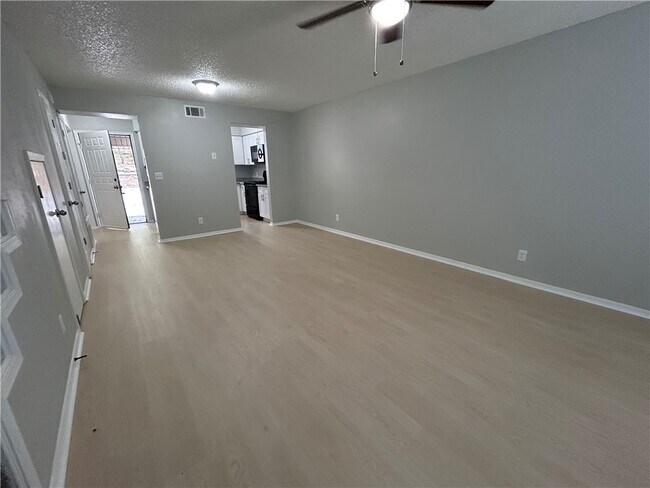 property at 1379 E Sequoyah Ct