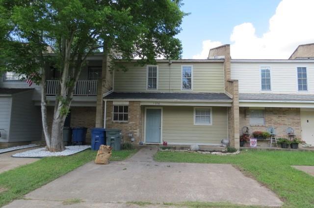105 Normal Park Dr Photo