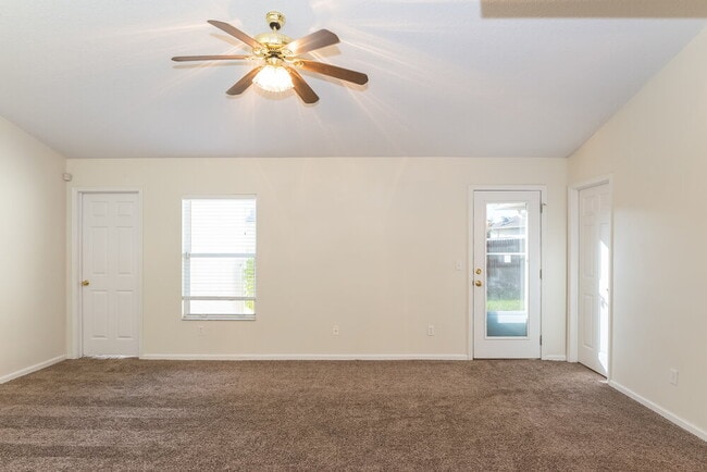 2204 Francis Lewis Ct in Orange Park, FL - Building Photo - Building Photo