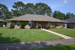 3552 Platt Dr in Baton Rouge, LA - Building Photo