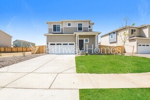 9491 Yampa St in Commerce City, CO - Building Photo