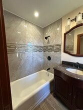 1046 Main St in Coventry, CT - Building Photo - Building Photo