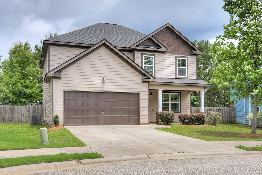 809 Richards Ct in Grovetown, GA - Building Photo