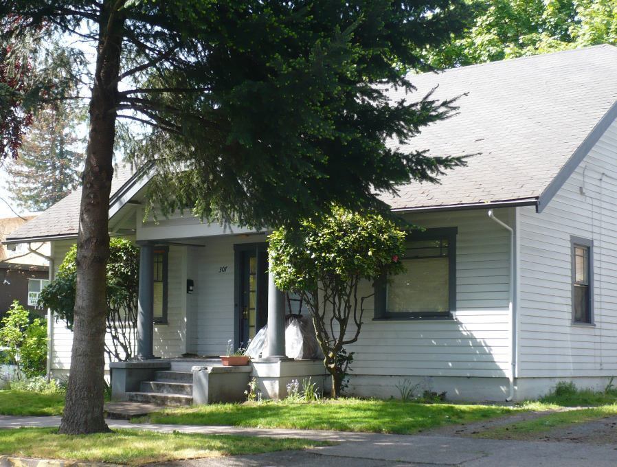 1 E 14th Ave in Eugene, OR - Foto de edificio