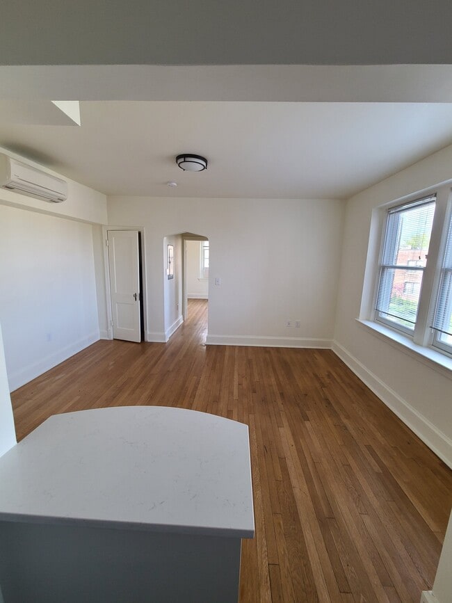 5000 New Hampshire Ave NW in Washington, DC - Building Photo - Building Photo