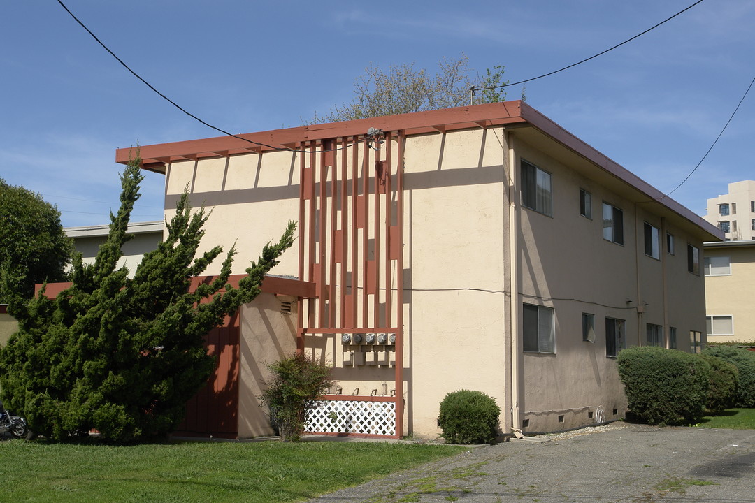 20611-20635 Congress Way in Castro Valley, CA - Building Photo